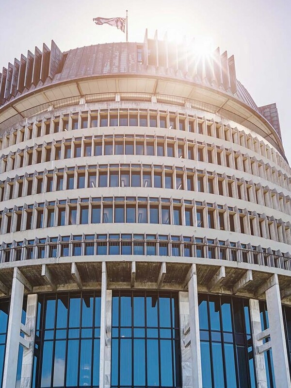 Insurance contracts back on Parliament’s agenda