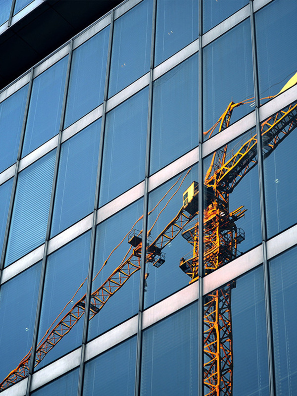 How programme pressure shapes data centre construction