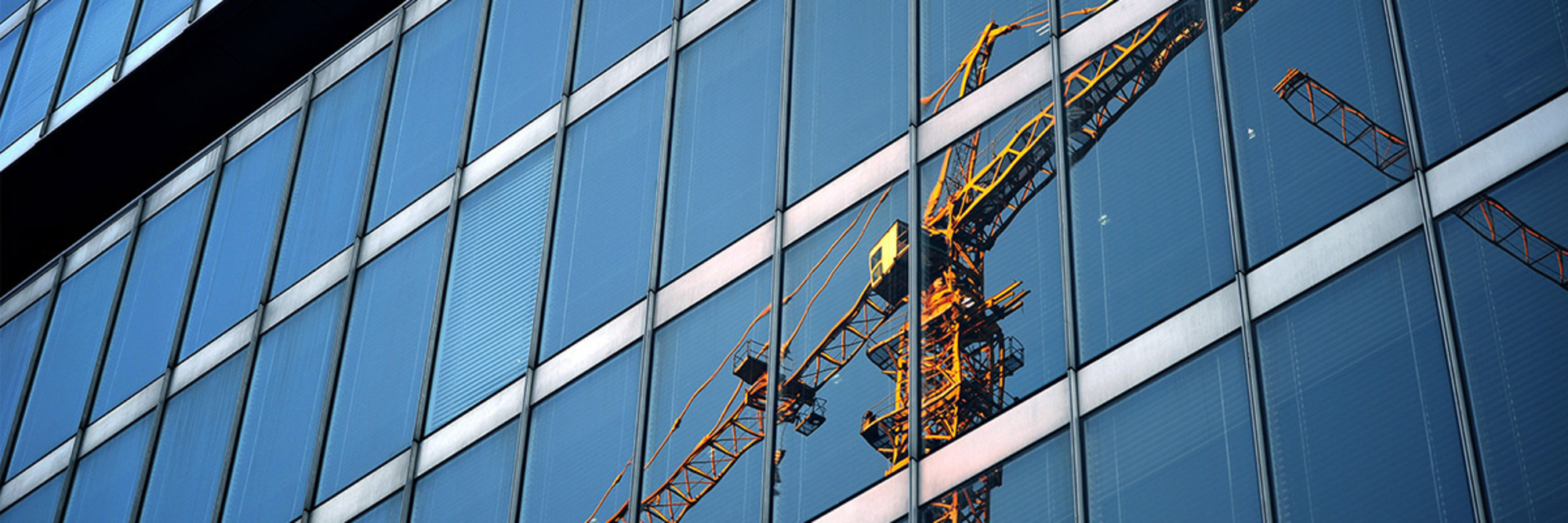 How programme pressure shapes data centre construction