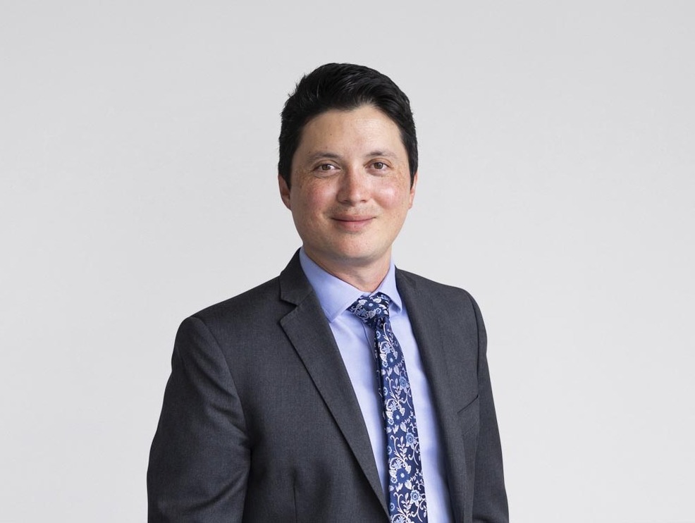 Simon Akozu